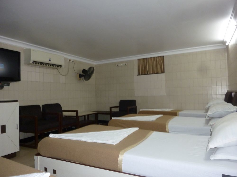 Hotel Balwas Mumbai Exterior photo